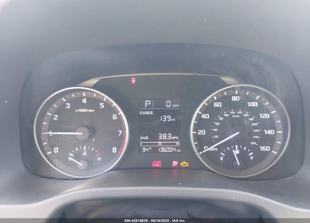 2017 HYUNDAI ELANTRA VIN: KMHD74LF5HU347490