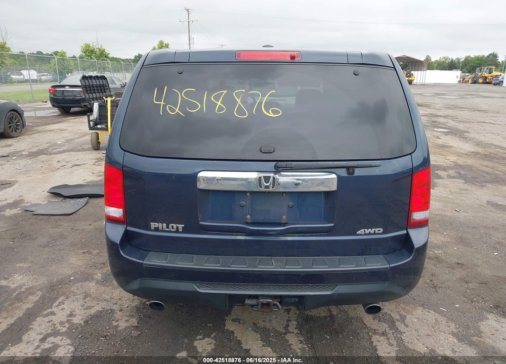 2012 HONDA PILOT EX-L VIN: 5FNYF4H50CB011630