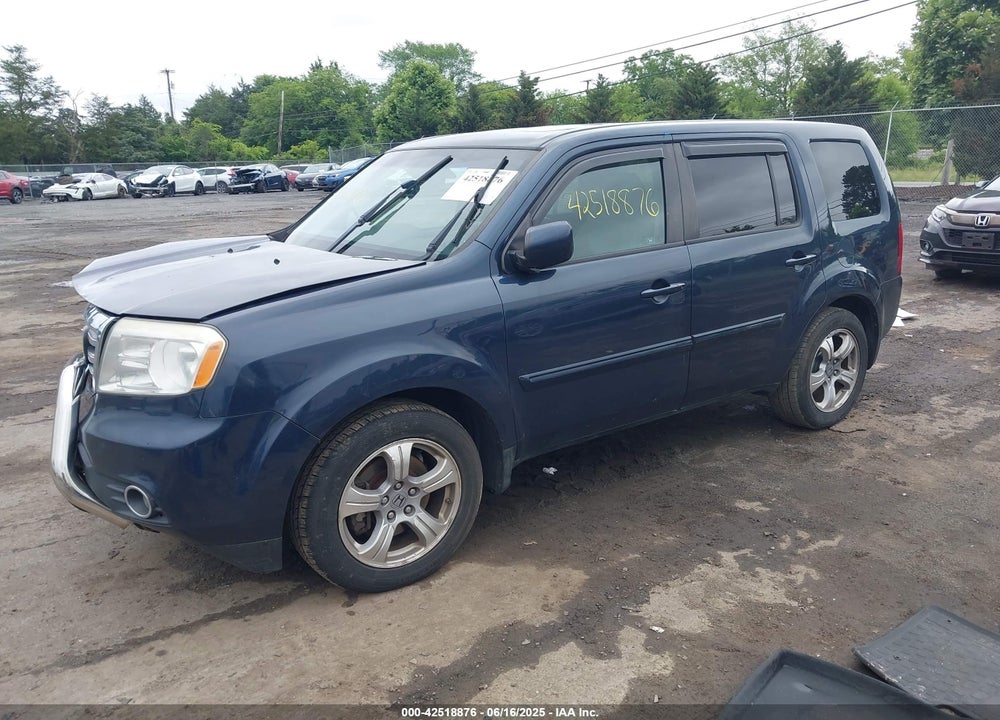2012 HONDA PILOT EX-L VIN: 5FNYF4H50CB011630
