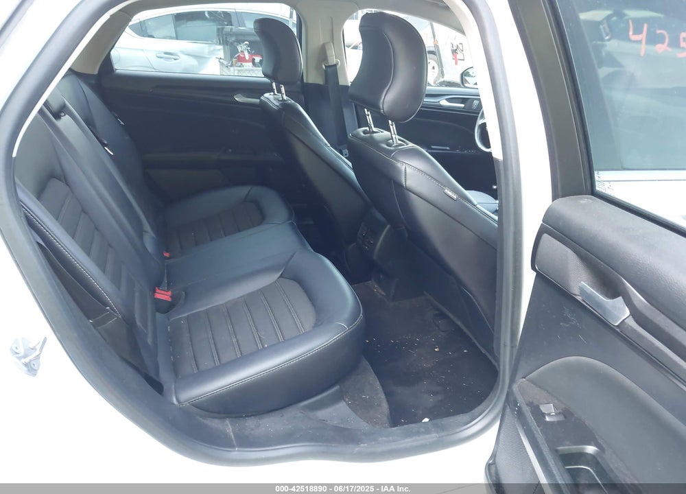 2018 FORD FUSION VIN: 3FA6P0HD7JR230705