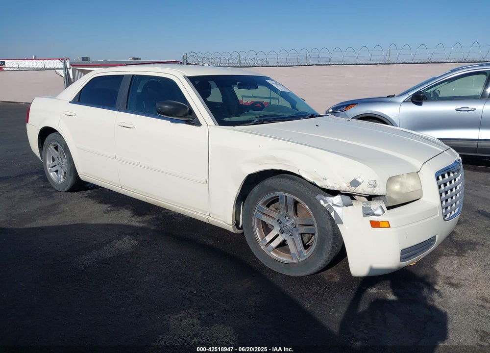 2005 CHRYSLER 300 VIN: 2C3JA43R05H593661