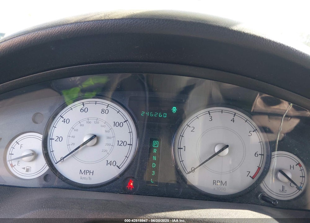 2005 CHRYSLER 300 VIN: 2C3JA43R05H593661