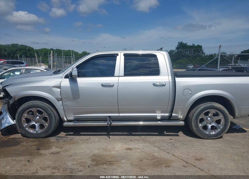 2017 RAM 1500 VIN: 1C6RR7NT3HS612435