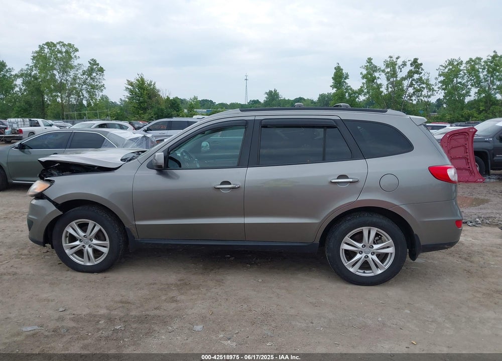 2011 HYUNDAI SANTA FE VIN: 5XYZKDAG5BG034274