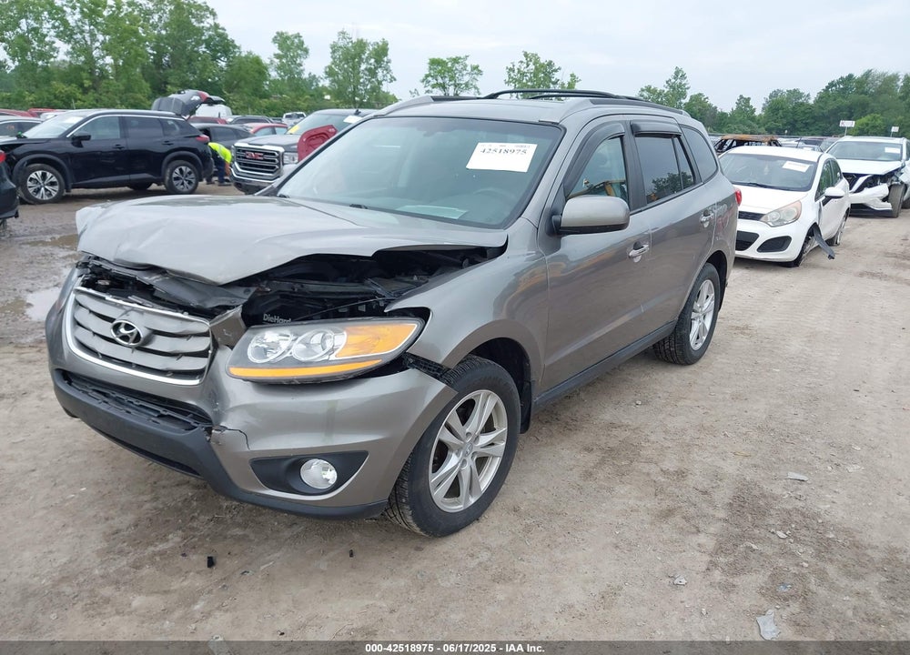 2011 HYUNDAI SANTA FE VIN: 5XYZKDAG5BG034274