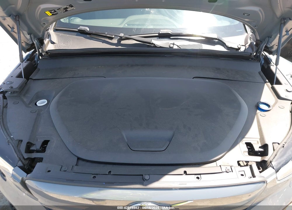 2023 VOLVO XC40 RECHARGE VIN: YV4ED3UM9P2004004