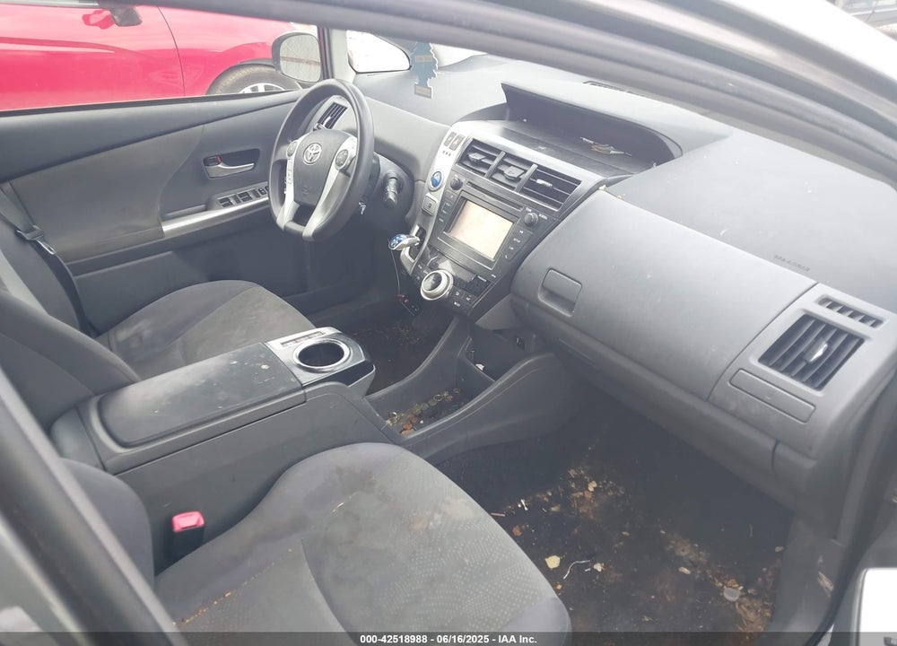 2012 TOYOTA PRIUS V VIN: JTDZN3EU8C3063355