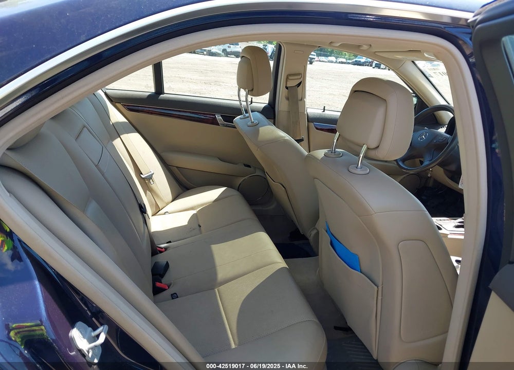 2010 MERCEDES-BENZ C 300 VIN: WDDGF8BBXAF448776
