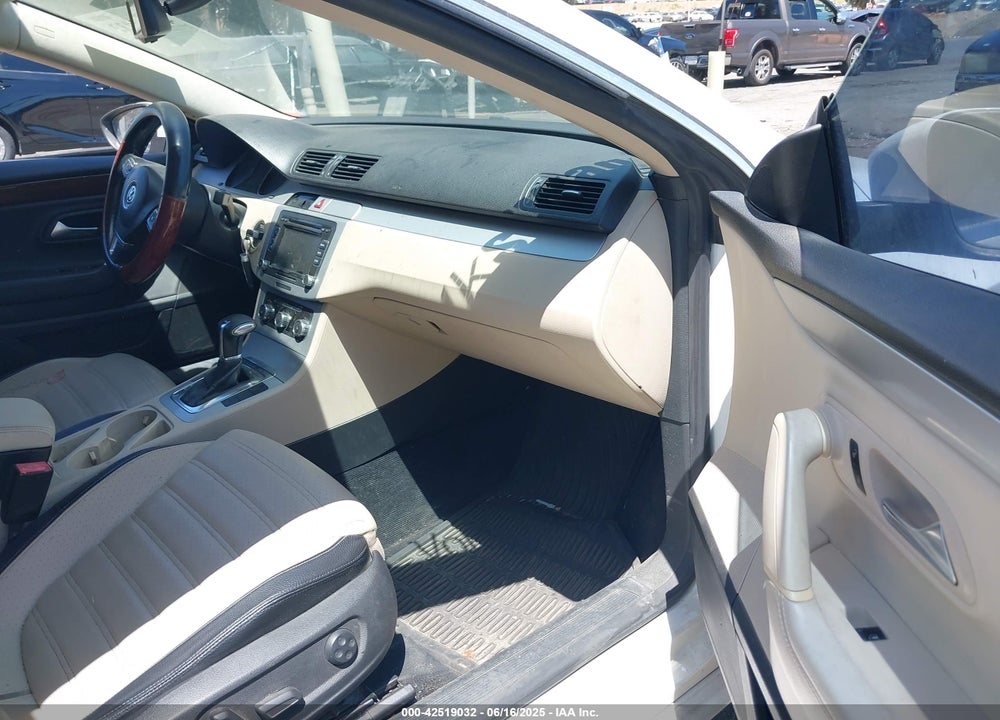 2010 VOLKSWAGEN CC SPORT VIN: WVWML7AN2AE513377