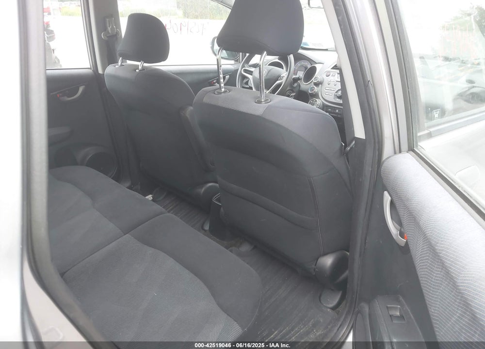 2009 HONDA FIT VIN: JHMGE87439C002794