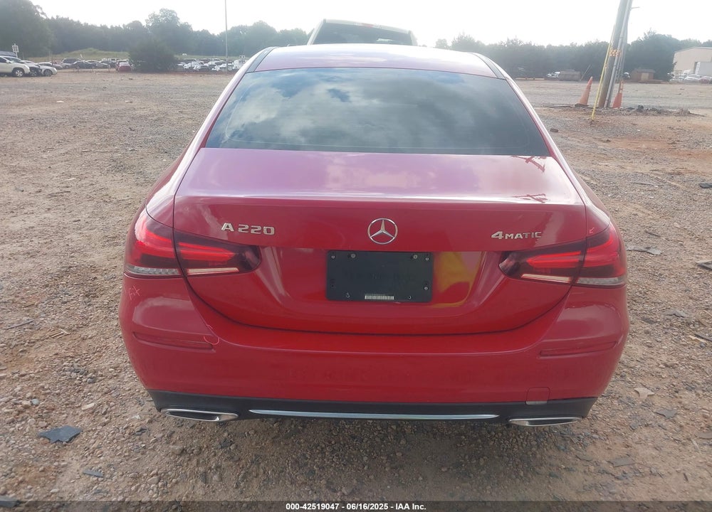 2019 MERCEDES-BENZ A-CLASS VIN: WDD3G4FB9KW024375