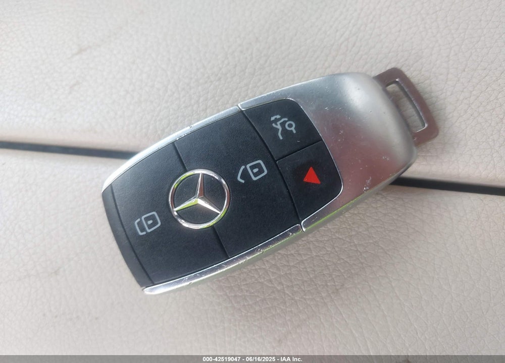 2019 MERCEDES-BENZ A-CLASS VIN: WDD3G4FB9KW024375