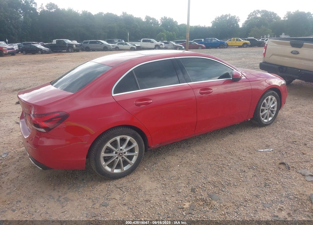 2019 MERCEDES-BENZ A-CLASS VIN: WDD3G4FB9KW024375
