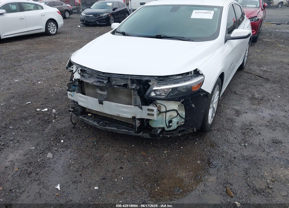 2018 CHEVROLET MALIBU LT VIN: 1G1ZD5ST0JF245162