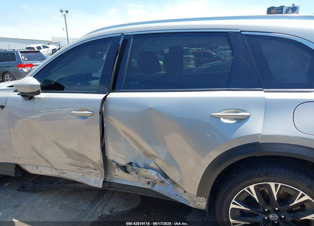 2024 MAZDA CX-90 PHEV VIN: JM3KKDHAXR1102735
