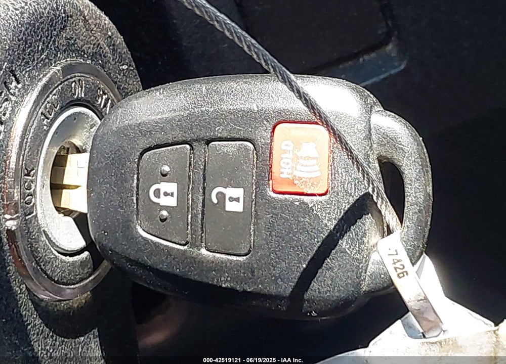 2013 TOYOTA RAV4 LE VIN: 2T3BFREV3DW065216
