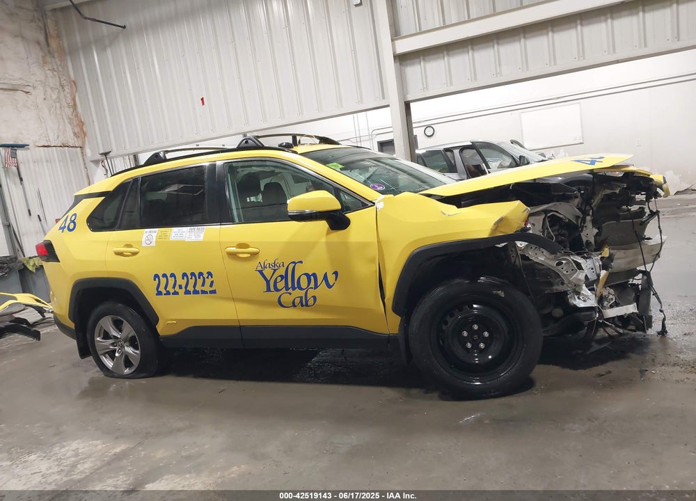 2022 TOYOTA RAV4 HYBRID VIN: 2T3MWRFV0NW129205