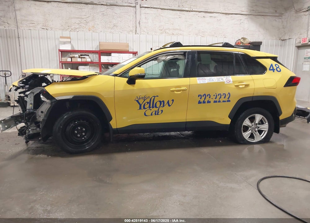 2022 TOYOTA RAV4 HYBRID VIN: 2T3MWRFV0NW129205