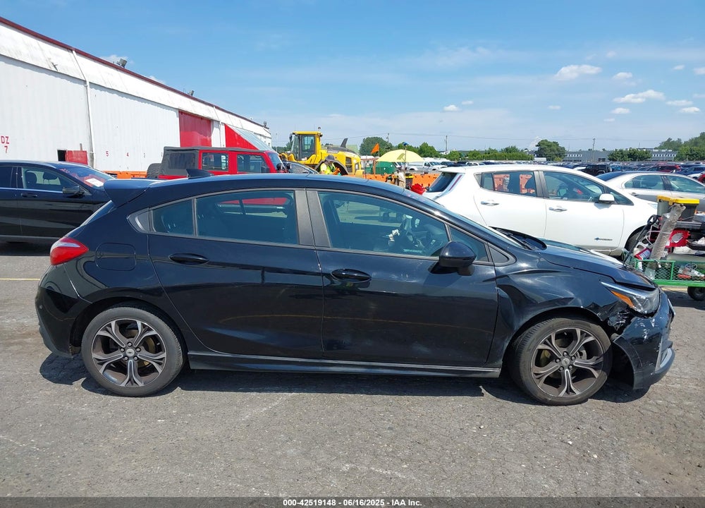 2019 CHEVROLET CRUZE VIN: 3G1BE6SM0KS529689