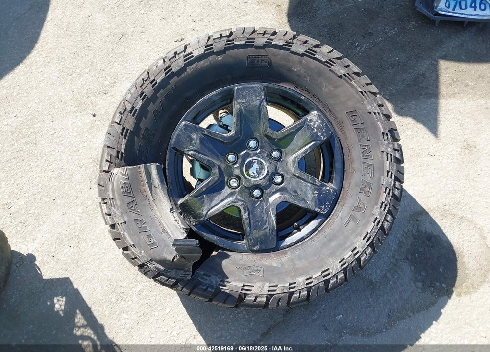2024 FORD BRONCO VIN: 1FMDE1AH3RLB44629