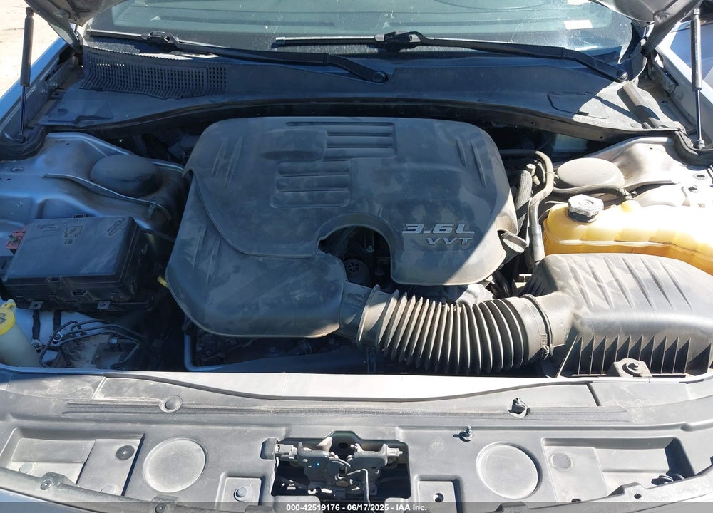 2018 CHRYSLER 300 VIN: 2C3CCAEG6JH145836