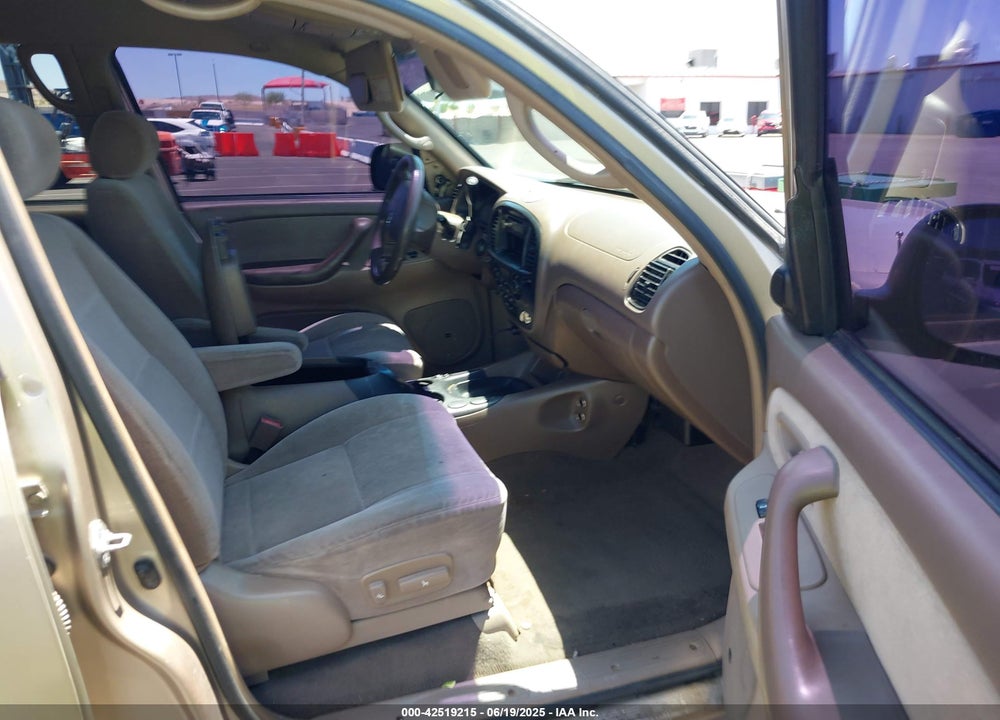 2004 TOYOTA SEQUOIA SR5 V8 VIN: 5TDZT34A54S236455