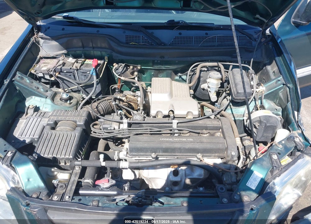 1999 HONDA CR-V VIN: JHLRD1840XC053074