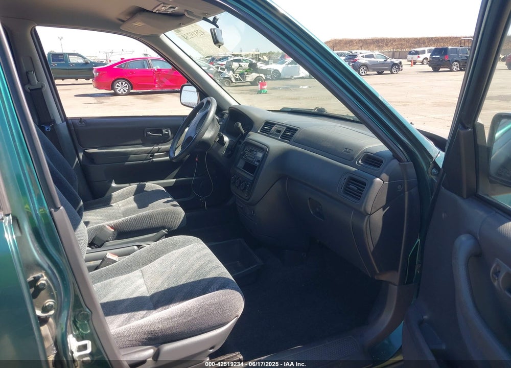 1999 HONDA CR-V VIN: JHLRD1840XC053074