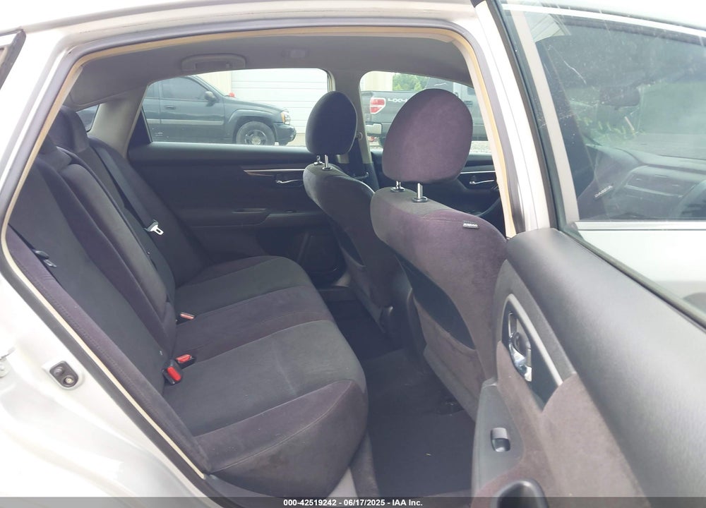 2013 NISSAN ALTIMA VIN: 1N4AL3AP8DN461194