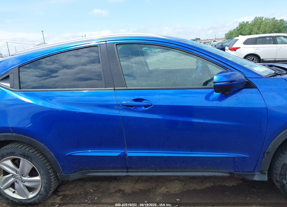 2019 HONDA HR-V VIN: 3CZRU6H58KM726567