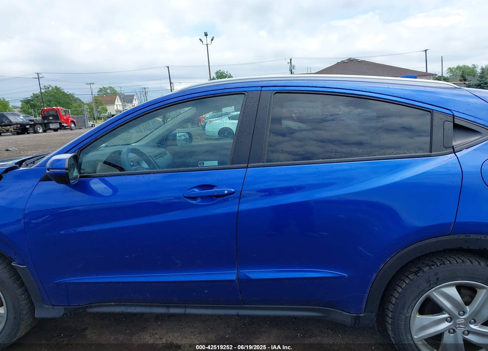 2019 HONDA HR-V VIN: 3CZRU6H58KM726567