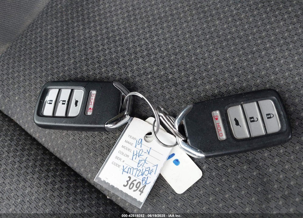 2019 HONDA HR-V VIN: 3CZRU6H58KM726567