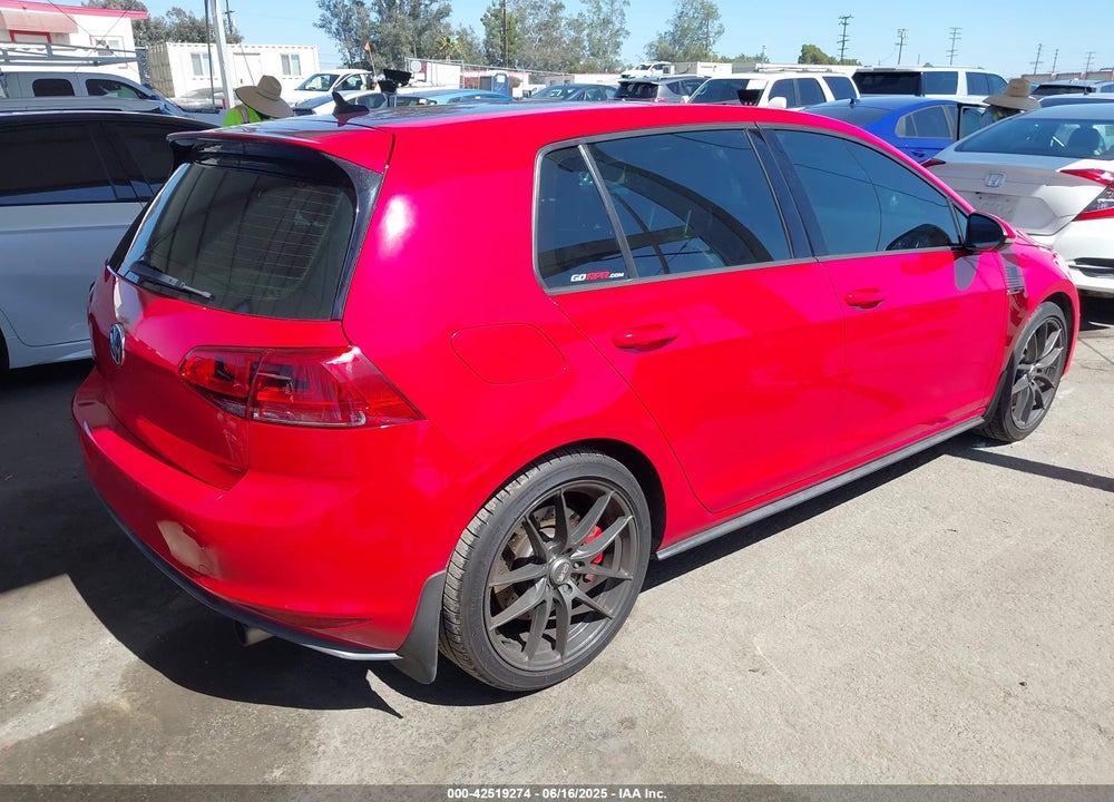 2015 VOLKSWAGEN GOLF GTI 2.0T AUTOBAHN W/PERFORMANCE PACKAGE 4-DOOR VIN: 3VW447AU2FM057089