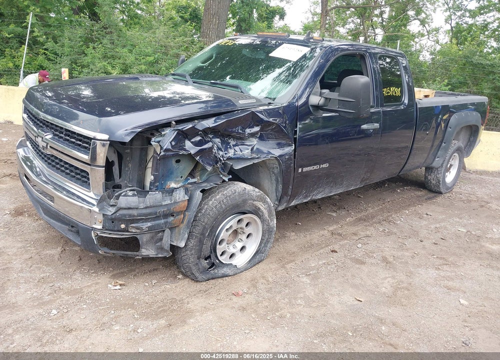 2008 CHEVROLET SILVERADO 2500HD WORK TRUCK VIN: 1GCHC29K08E144222