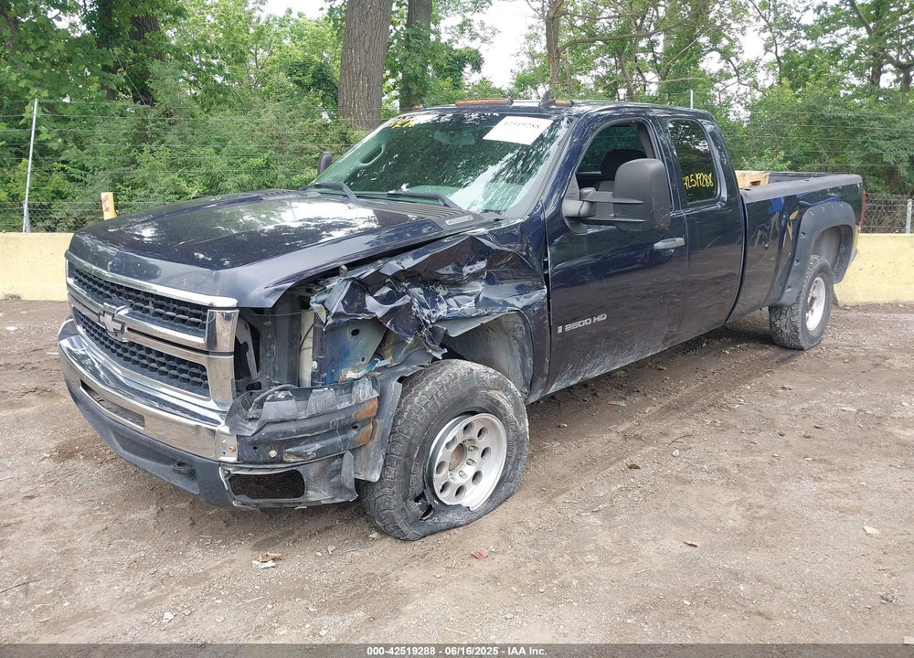 2008 CHEVROLET SILVERADO 2500HD WORK TRUCK VIN: 1GCHC29K08E144222