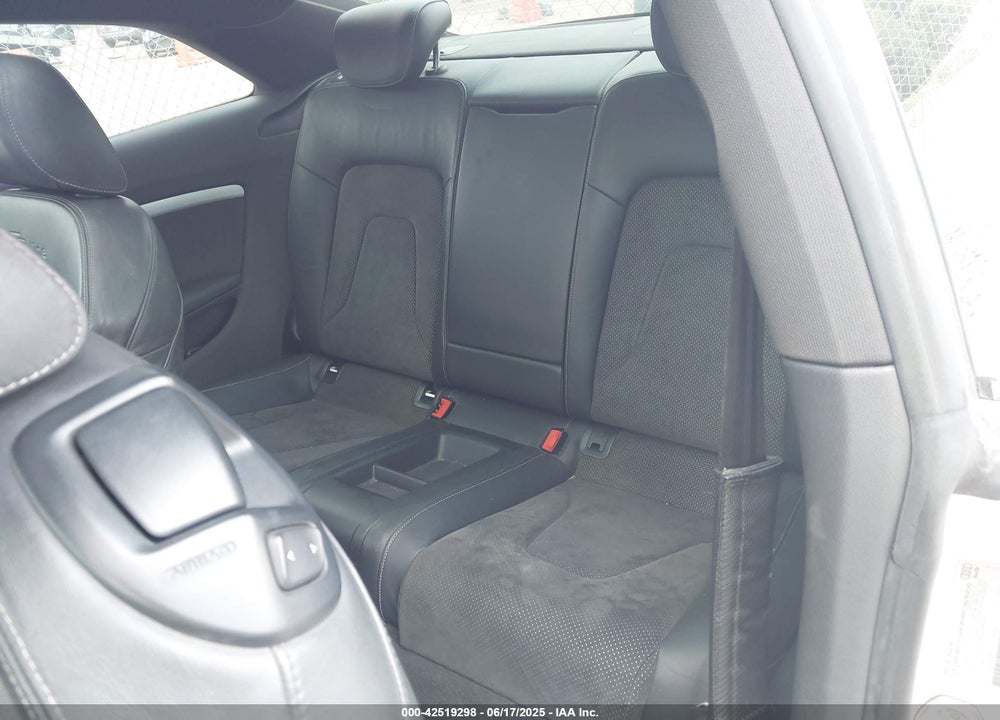 2009 AUDI A5 VIN: WAUDK78T39A032206