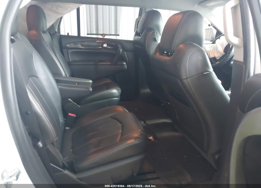 2016 BUICK ENCLAVE VIN: 5GAKRBKDXGJ195136
