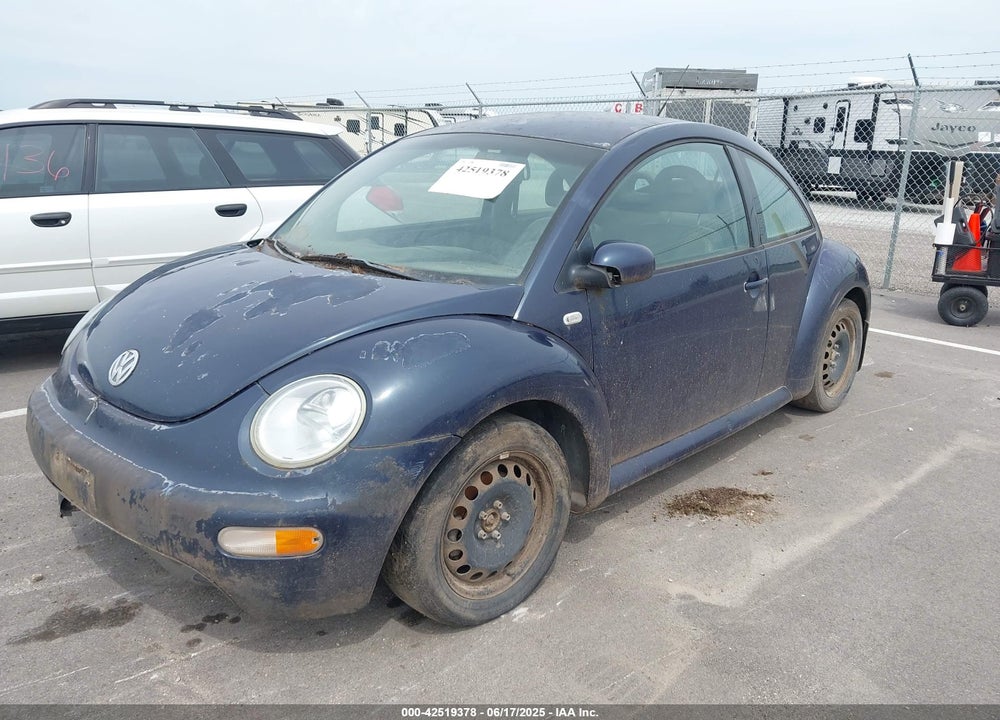 2001 VOLKSWAGEN NEW BEETLE GLS VIN: 3VWCB21C81M469215