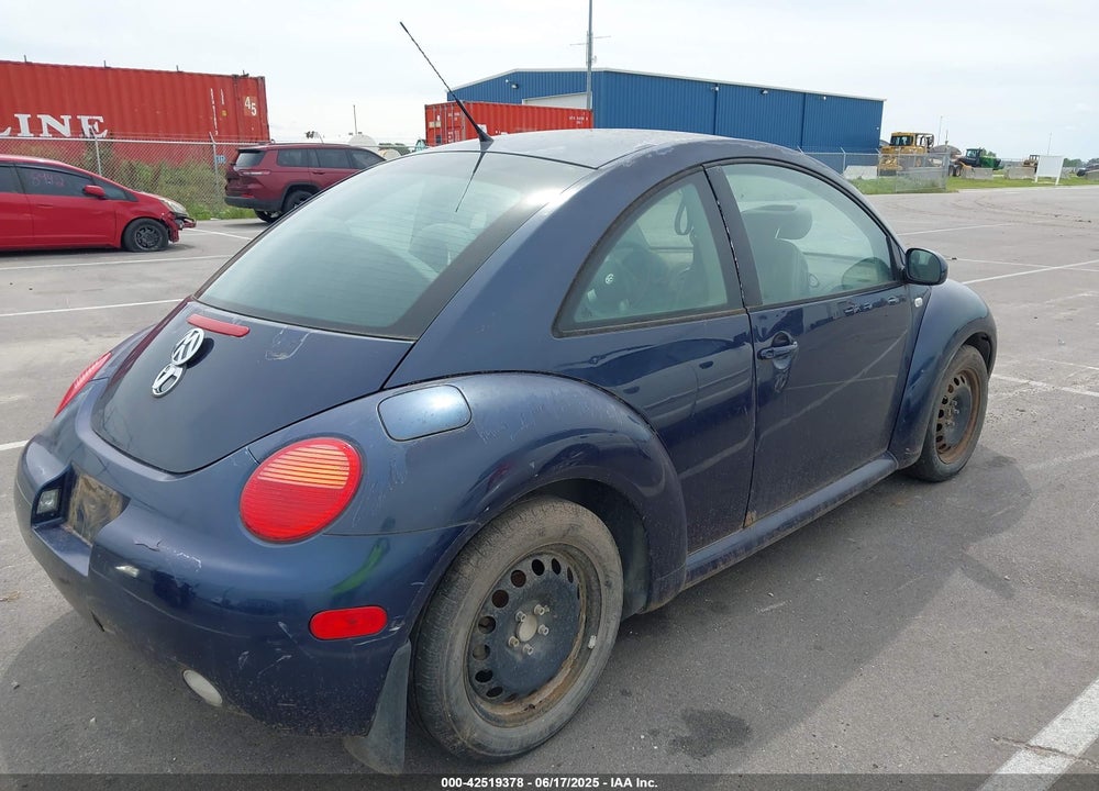 2001 VOLKSWAGEN NEW BEETLE GLS VIN: 3VWCB21C81M469215