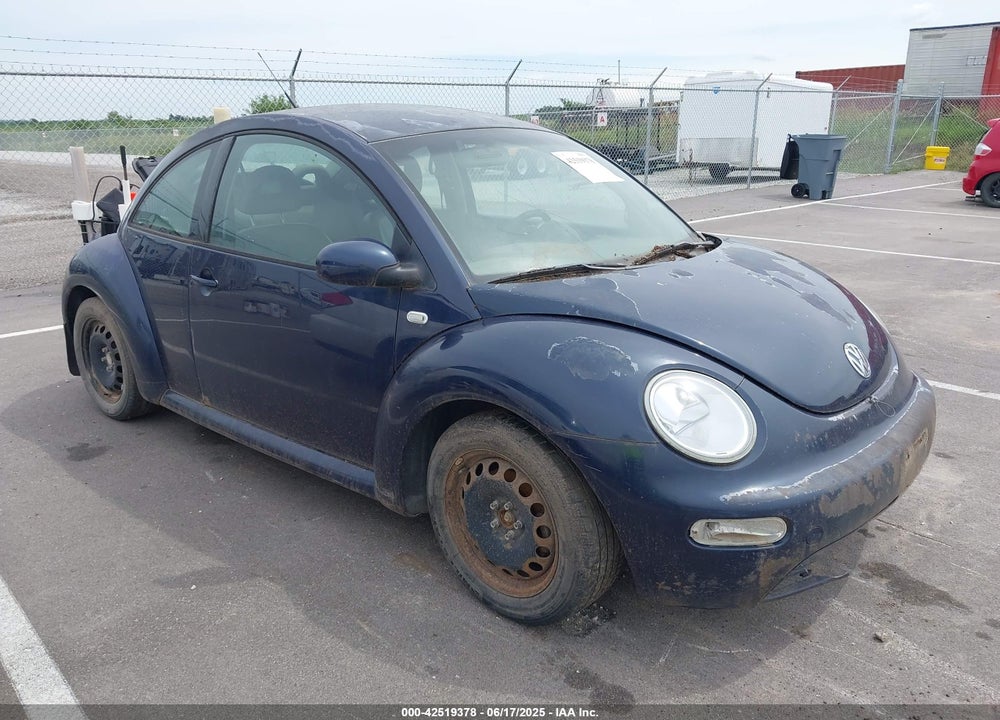 2001 VOLKSWAGEN NEW BEETLE GLS VIN: 3VWCB21C81M469215