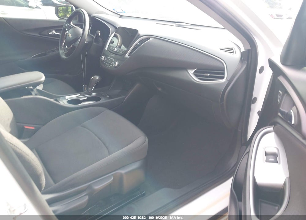 2020 CHEVROLET MALIBU VIN: 1G1ZG5ST6LF123481
