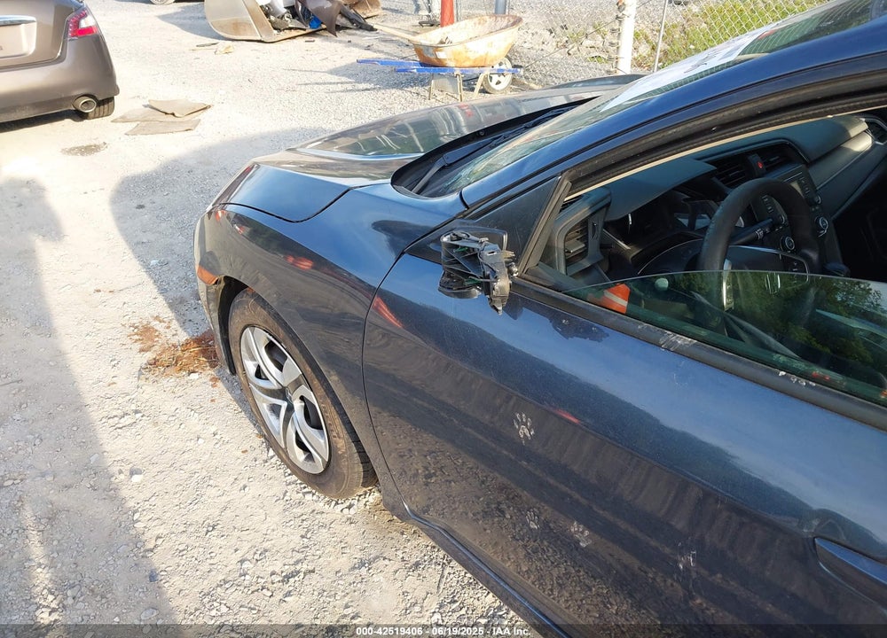2017 HONDA CIVIC LX VIN: 2HGFC2F51HH564006