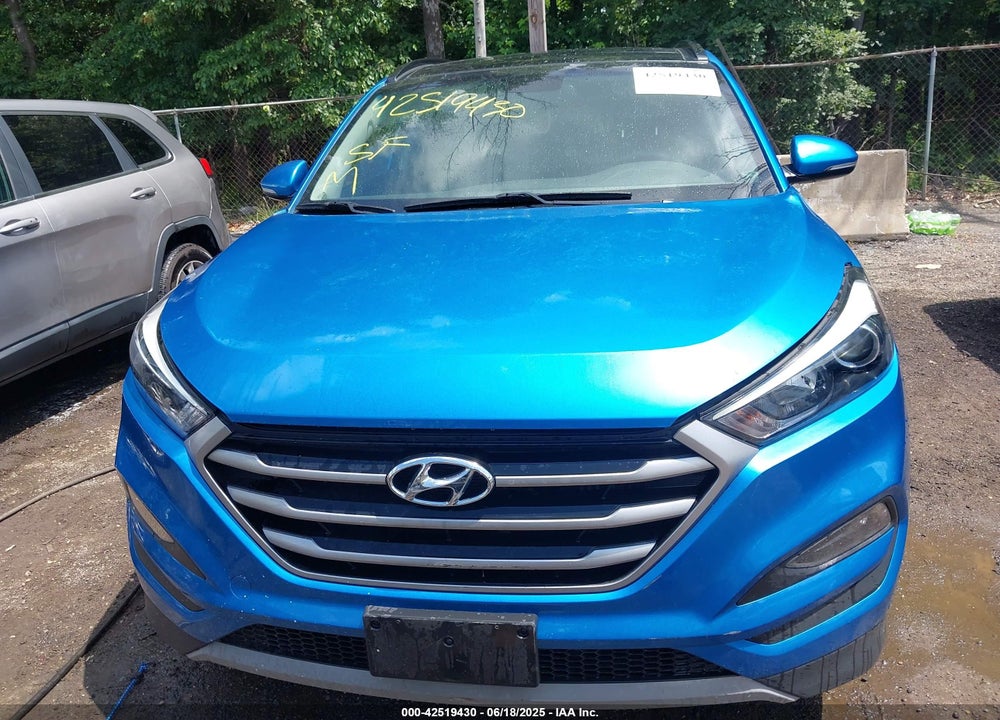 2018 HYUNDAI TUCSON VALUE VIN: KM8J3CA22JU641444