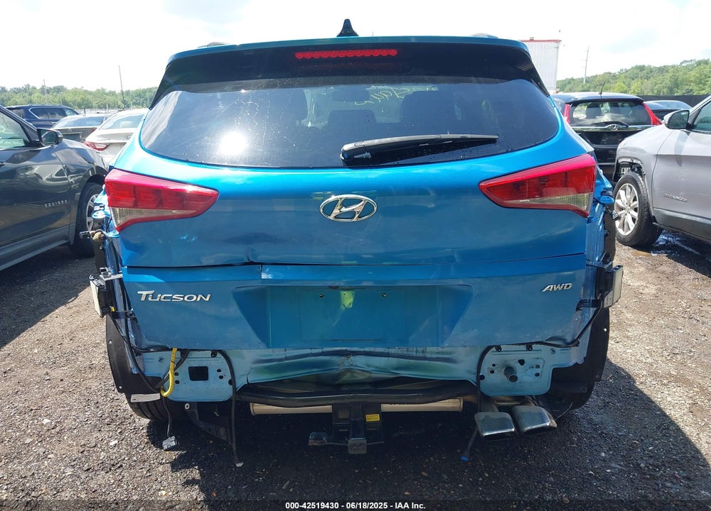 2018 HYUNDAI TUCSON VALUE VIN: KM8J3CA22JU641444