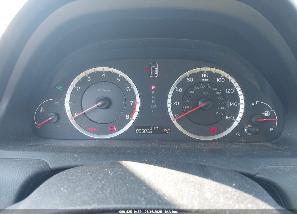 2009 HONDA ACCORD 2.4 LX VIN: 1HGCP26399A185180