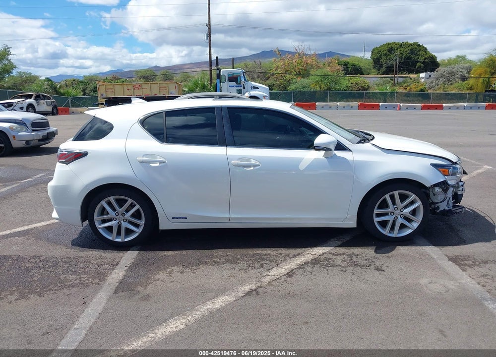 2015 LEXUS CT 200H VIN: JTHKD5BH0F2221381