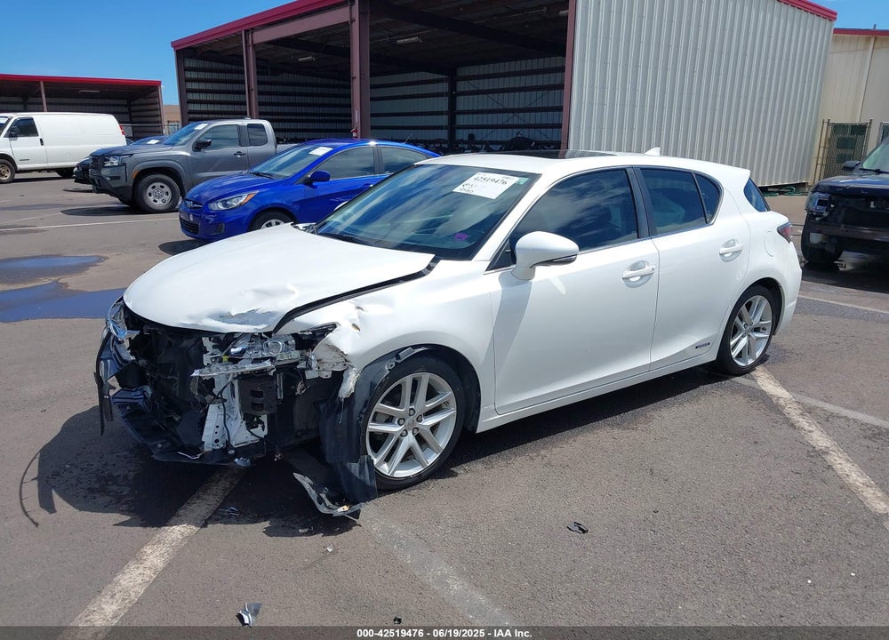 2015 LEXUS CT 200H VIN: JTHKD5BH0F2221381