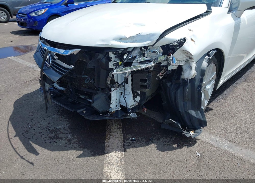2015 LEXUS CT 200H VIN: JTHKD5BH0F2221381