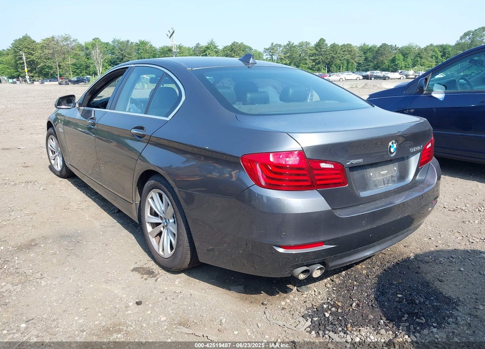 2015 BMW 528 VIN: WBA5A7C57FD628557