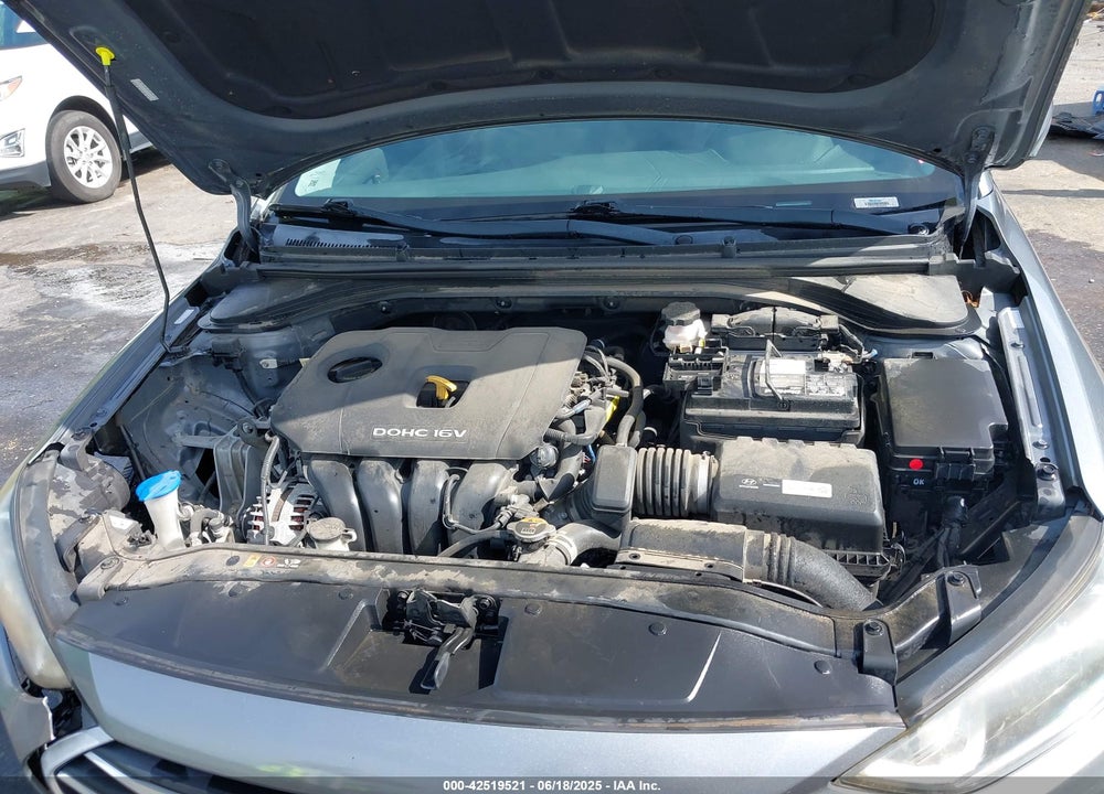 2018 HYUNDAI ELANTRA VIN: KMHD84LF3JU609719